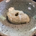 そばんち - 出来たての温かな粗挽きのそば粉で作った蕎麦がき✩⋆*॰¨̮⋆｡˚絶品です！✨
      真ん中には山椒の実がアクセントに*ˊᵕˋ*✨