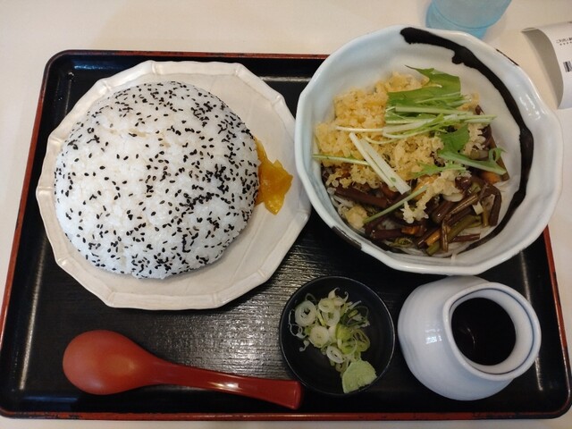 Noto Ya Nanaehama Ten