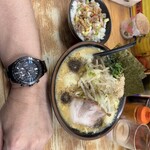 らっち家 - ラーメン＋もやきゃべ＋旨飯