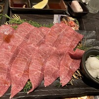 肉匠 牛虎 西中島店 - 250718金　大阪　肉匠 牛虎 西中島店  ミスジの薄切りおろしポン酢