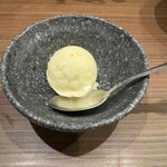 玄品 法善寺 総本店 ふぐ・うなぎ・かに料理 - デザートは〝柚子シャーベット”で！