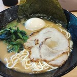 横浜家系ラーメン 銀家 - 料理写真: