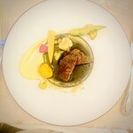 山手十番館 レストラン＆カフェ - 牛フィレ肉のメインディッシュ。肉も付け合わせもソースも最高のウマさ。