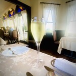 山手十番館 レストラン＆カフェ - かんぱーい^_^