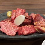 炭火焼肉 久 - 