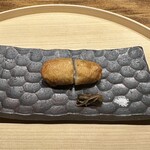 温石 - 葉生姜揚げ真薯　自家製柴漬け　手の込んだ一皿