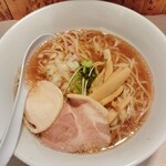 貝出汁らぁ麺 燈や 三島駅南口店 - 貝麺　醤油