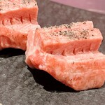 和牛焼肉 伍感 - 特選厚タン塩③