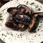 俺のフレンチ・イタリアン - 14.09.25thu
      ムール貝マリニエール¥580