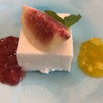 館山美食倶楽部 - (11)ウイグル式レアチーズケーキ