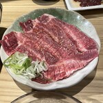 肉ホルモン処 萬 - 