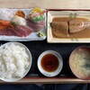 一休いずみや食堂