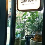 cafe,Dining&Bar 104.5 - 