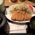 ぶたじろう - ロースカツ定食 900円