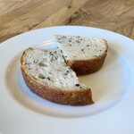 リトルネスト - 自家製パン