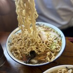 ケンちゃんラーメン - この不揃いな太麺縮れ麺が大好き❤