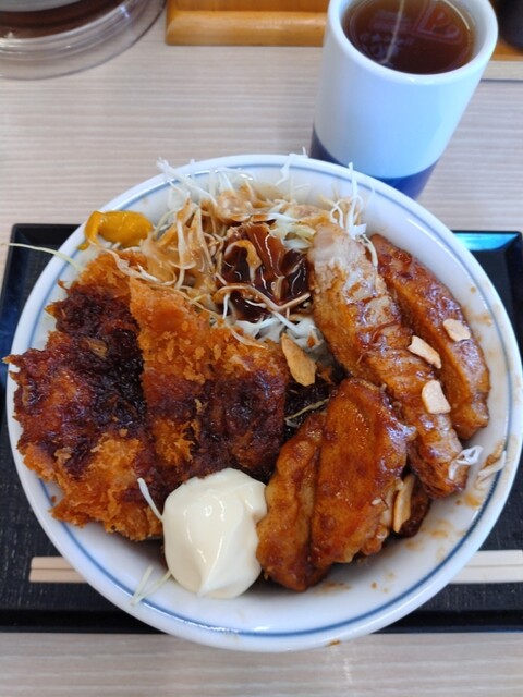 Katsuya Nara Ama Tsuji Ten