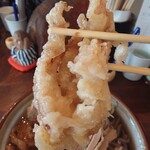 たき山 - 人気天ぷら店「湊音」の元従業員である、ご主人が作るゲソ天
