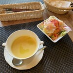 スロー レストラン リード - 