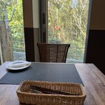 スロー レストラン リード - 