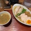 麺 ヒキュウ 六甲道店