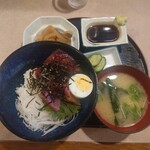 ごはん屋 さかり - 海鮮丼