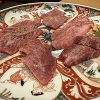 神戸焼肉 金虎 - 