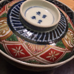 日本料理 太月 - ふたを開けると