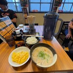 老虎苑 - 今回はテーブル席