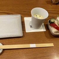 里葉亭 - コーンスープつぶ入り　お漬物がうまい