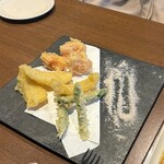 Orchid time by Osaka Metro - 