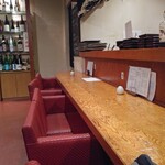 府中日本酒バルTOKUTOUSEKI - カウンター