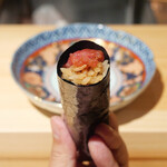 築地青空三代目 - ☆挨拶代わりの藤田まぐろ突先の手巻き(#^.^#)☆