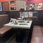 焼肉家けんちゃん - 店舗内観