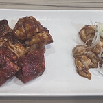 焼肉家けんちゃん - とんちゃん 398円 ホルモンミックス 888円