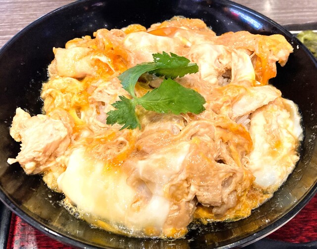 炙屋十兵衛 三井アウトレットパーク仙台港店 - 中野栄（親子丼）の写真