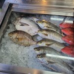 魚吉水産 - マナガツオ、メイチダイ、イサキ、オジサン