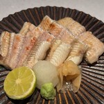 堀垣堂 - 鰻の白焼！山葵と塩がおすすめ！