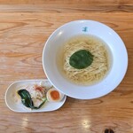 ラーメン専門店 凜 - 料理写真: