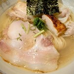 ジャパニーズ ラーメン 五感 - 