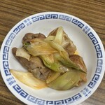 立呑み処 入部酒店 - 四川風ラーズーチー