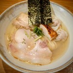 ジャパニーズ ラーメン 五感 - 