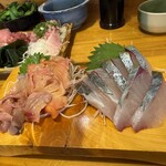 魚善 - 赤貝、真鯵