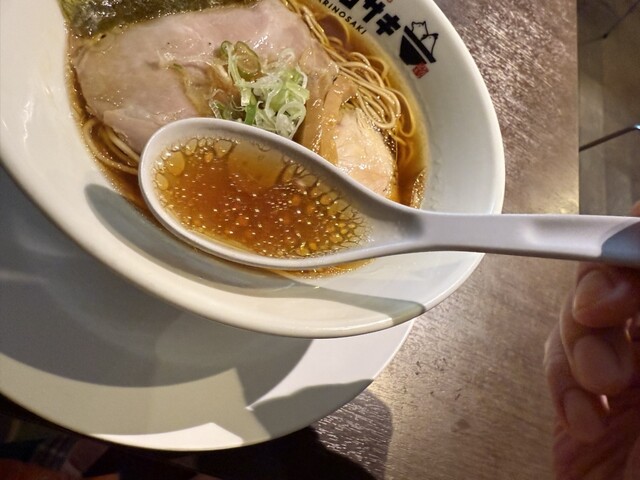 ラーメンラボ。ヒカリノサキ （【旧店名】ラーメンキラメキ