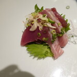 八志希 - 戻り鰹はニンニク醤油で、ここで１２時３０分