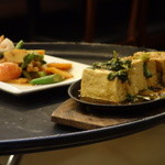 Max's Restaurant - 中華風の豆腐なども有り