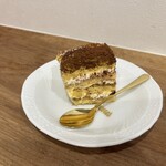 レ・カドゥ・サンセ - 甘さが絶妙にちょうど良いティラミス(๑>◡<๑)