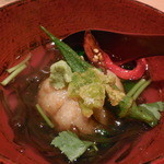 和膳と酒肴 廚 - 蓮根饅頭　生きくらげ餡かけ