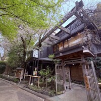 鰻割烹 伊豆栄 本店 - 