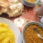 インドレストラン ムンタージ - ランチの本日はキーマとしめじカリー。と豆カリー